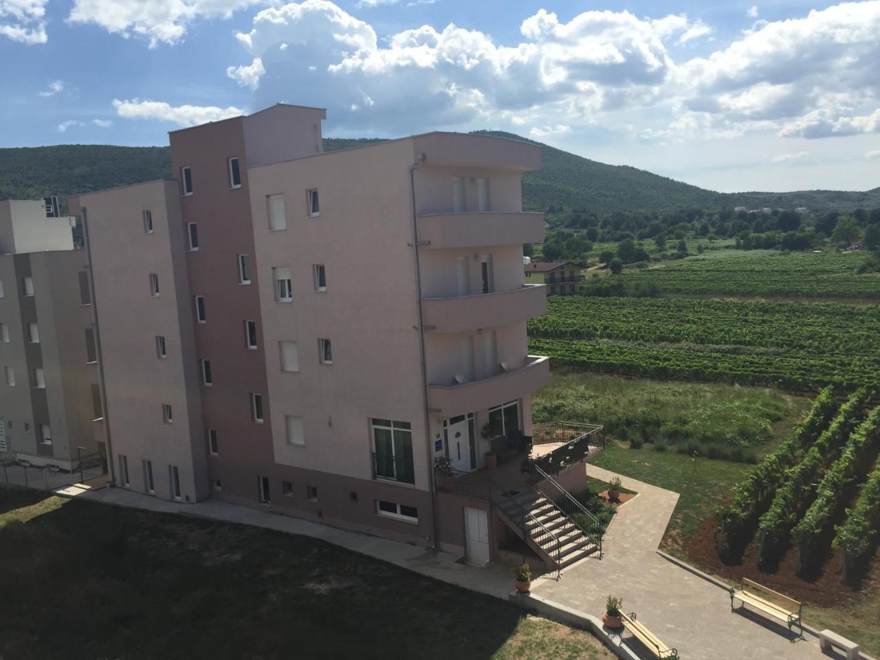 Hotel Ivankovic Medjugorje Exterior photo