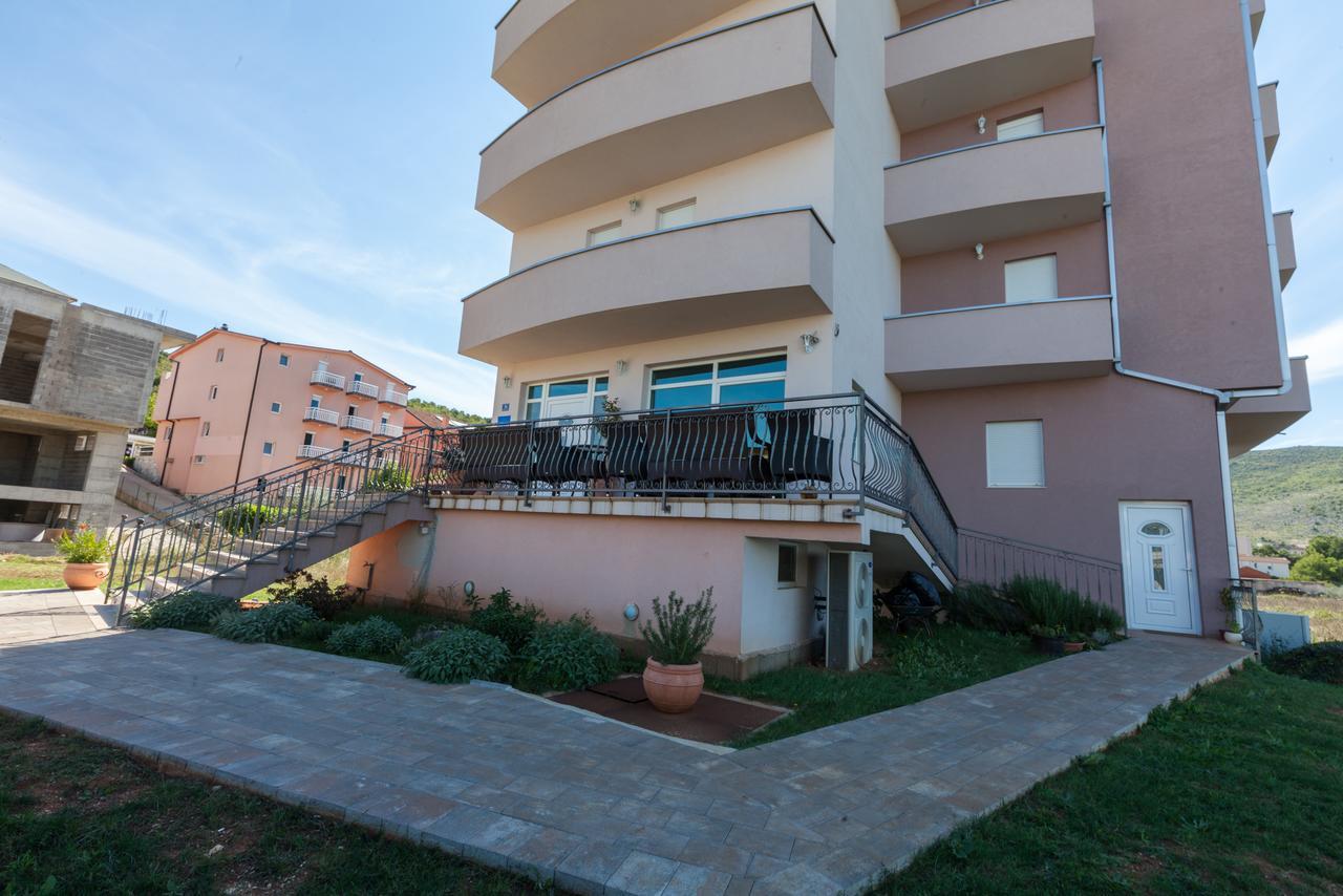 Hotel Ivankovic Medjugorje Exterior photo